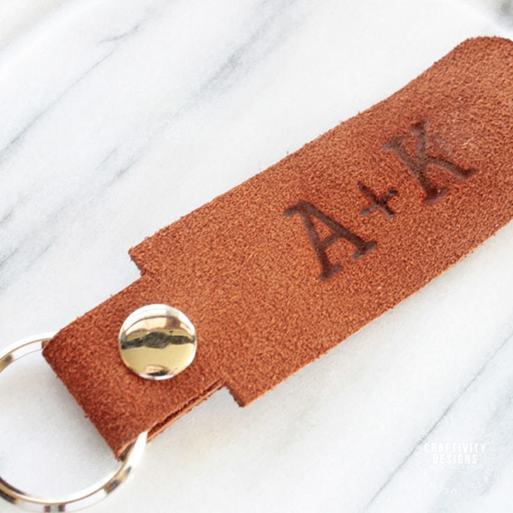 DIY keychains: 35+ ideas to gift or sell