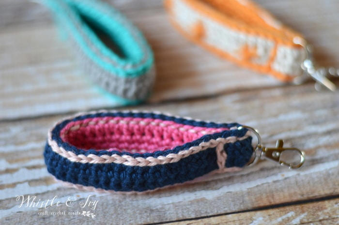 DIY keychains: 35+ ideas to gift or sell