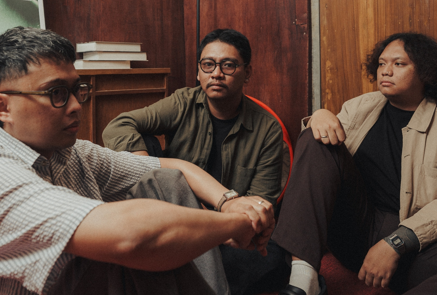 Akhirnya rilis album baru, Beeswax libatkan Dochi PWG