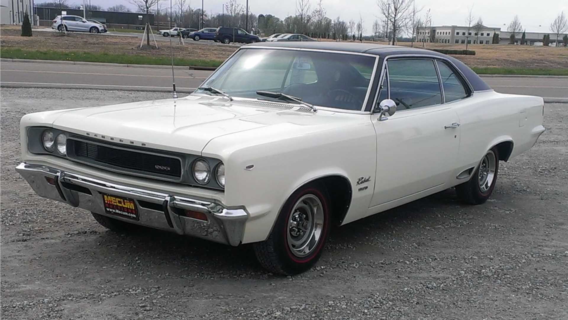 3/4 front view of 1967 AMC Rambler Rebel SST