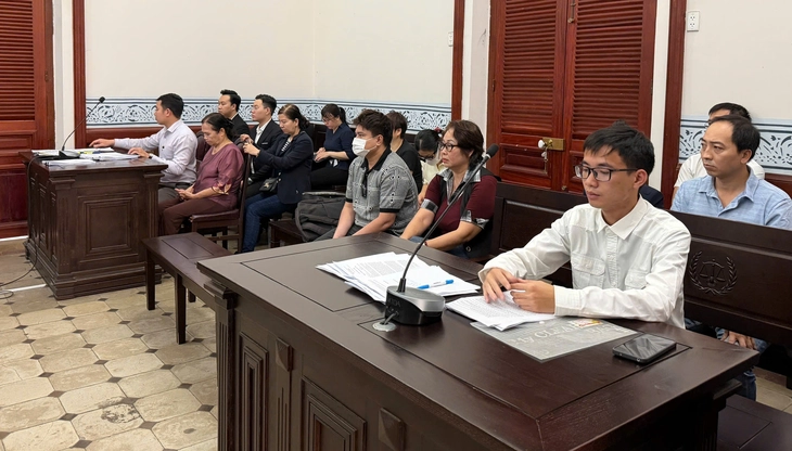 Hoãn xét xử phúc thẩm vụ tranh chấp di sản của cố diễn viên Đức Tiến