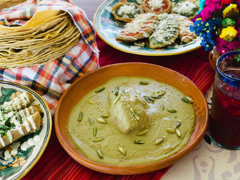 Receta de pipián verde, un mole delicioso y tradicional