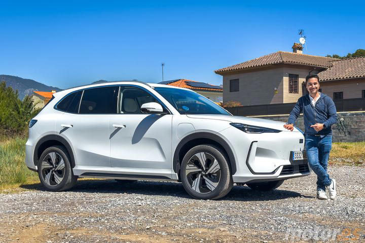 Geely aterriza en España con dos SUV electrificados y yo he sido uno de ...