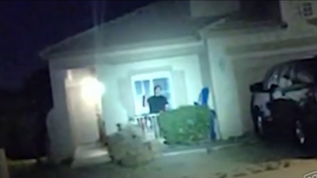 New video shows moments before Surprise officer shot man threatening ...