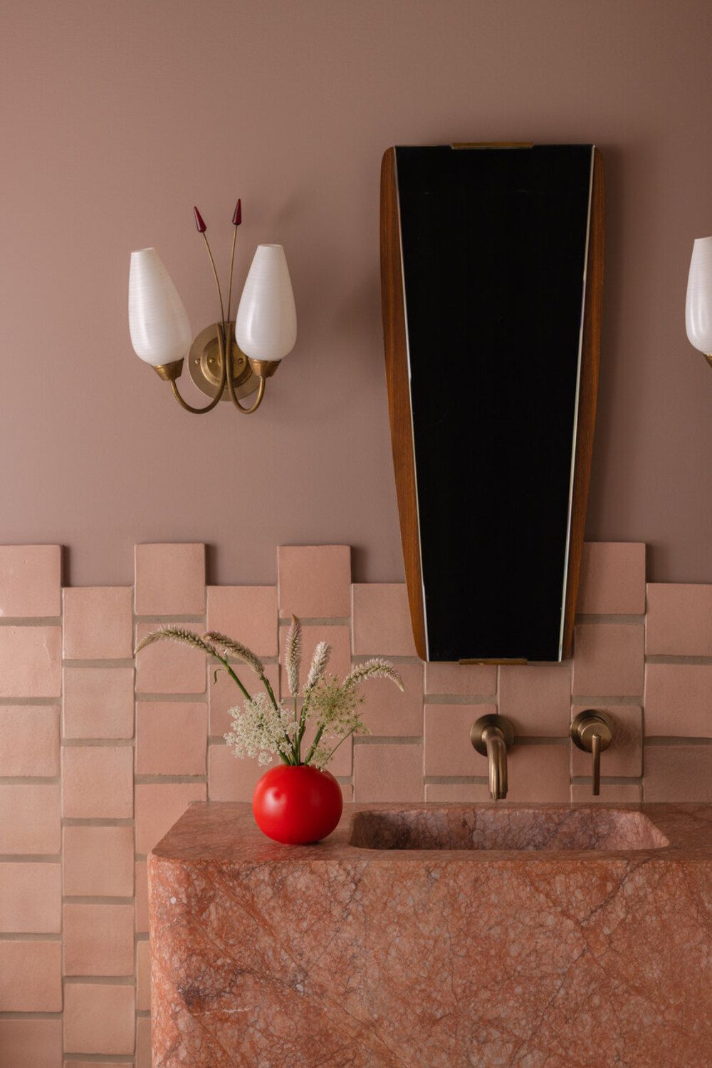 7 mistakes to avoid when decorating with bright colors