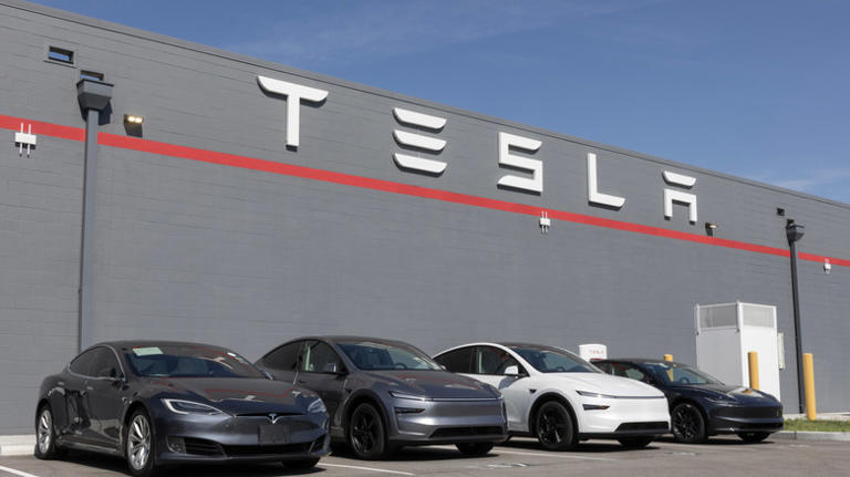 How much value a 2021 Tesla Model 3 lost in 5 years