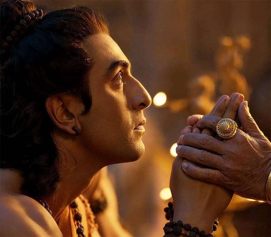 Anurag Basu praises Ranbir Kapoor's move to play Lord Rama in Ramayana