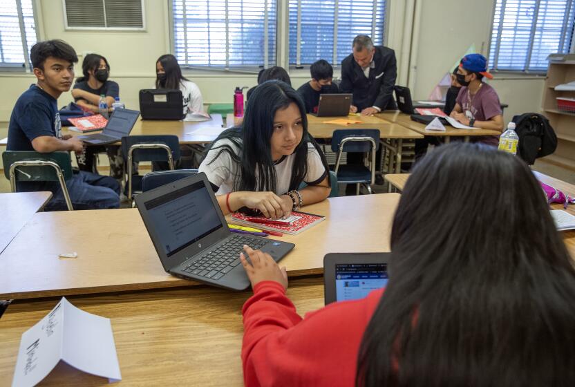 LAUSD to restrict student screen time after years of encouraging ...