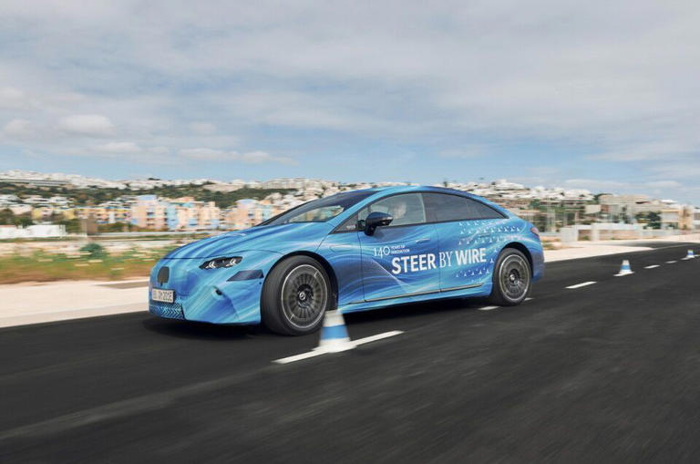 2026 Mercedes-Benz EQS steer-by-wire system is the future of driving ...