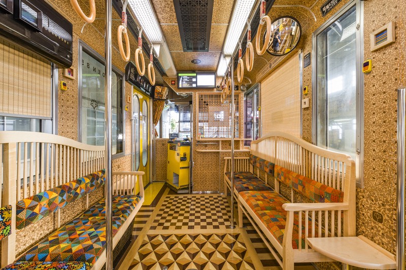 Tokyo's Toden Arakawa Line rolls out tram by famed 'Seven Stars in ...