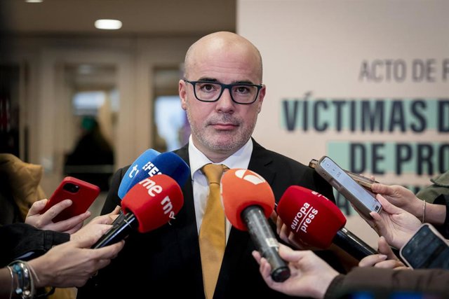 El delegado acusa a administraciones del PP de hacer lo posible y lo ...