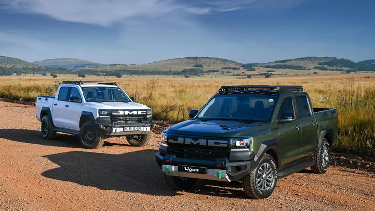 JMC Vigus arrives in SA showrooms offering 4x4 capability at half a ...
