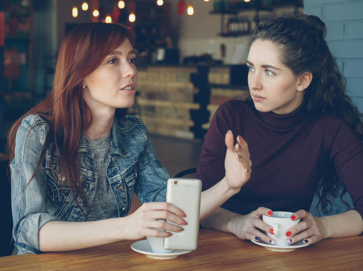 10 moments when compassion and empathy quietly held someone’s grief