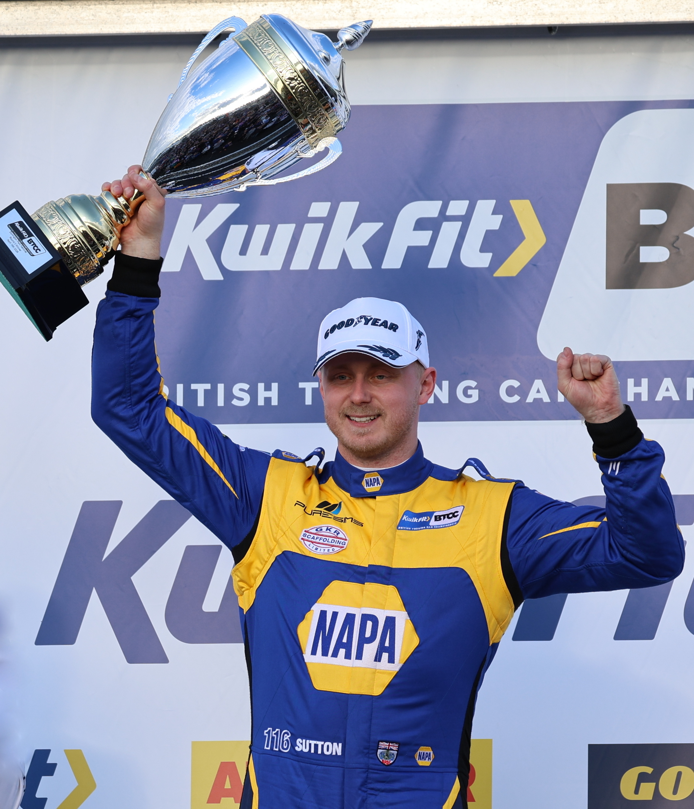 Donington Park sees new BTCC era ignite as Ash Sutton sets the standard