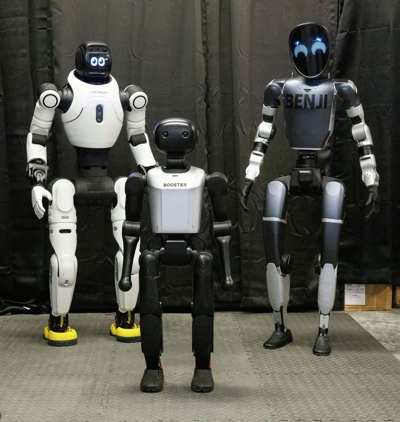 Need a party trick? This Dallas startup rents dancing robots