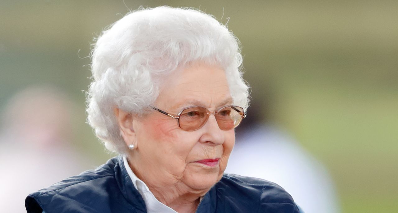 Royal biographer reveals the “sharp” and “authentic” side of Queen ...