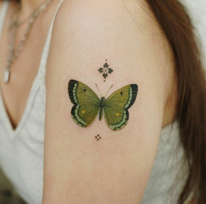 30 Exceptional Color Tattoos That Look Like They Belong In A Museum