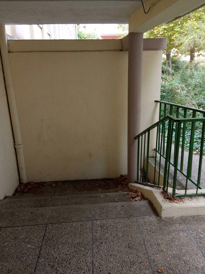 69 obvious design mistakes that somehow slipped through the cracks