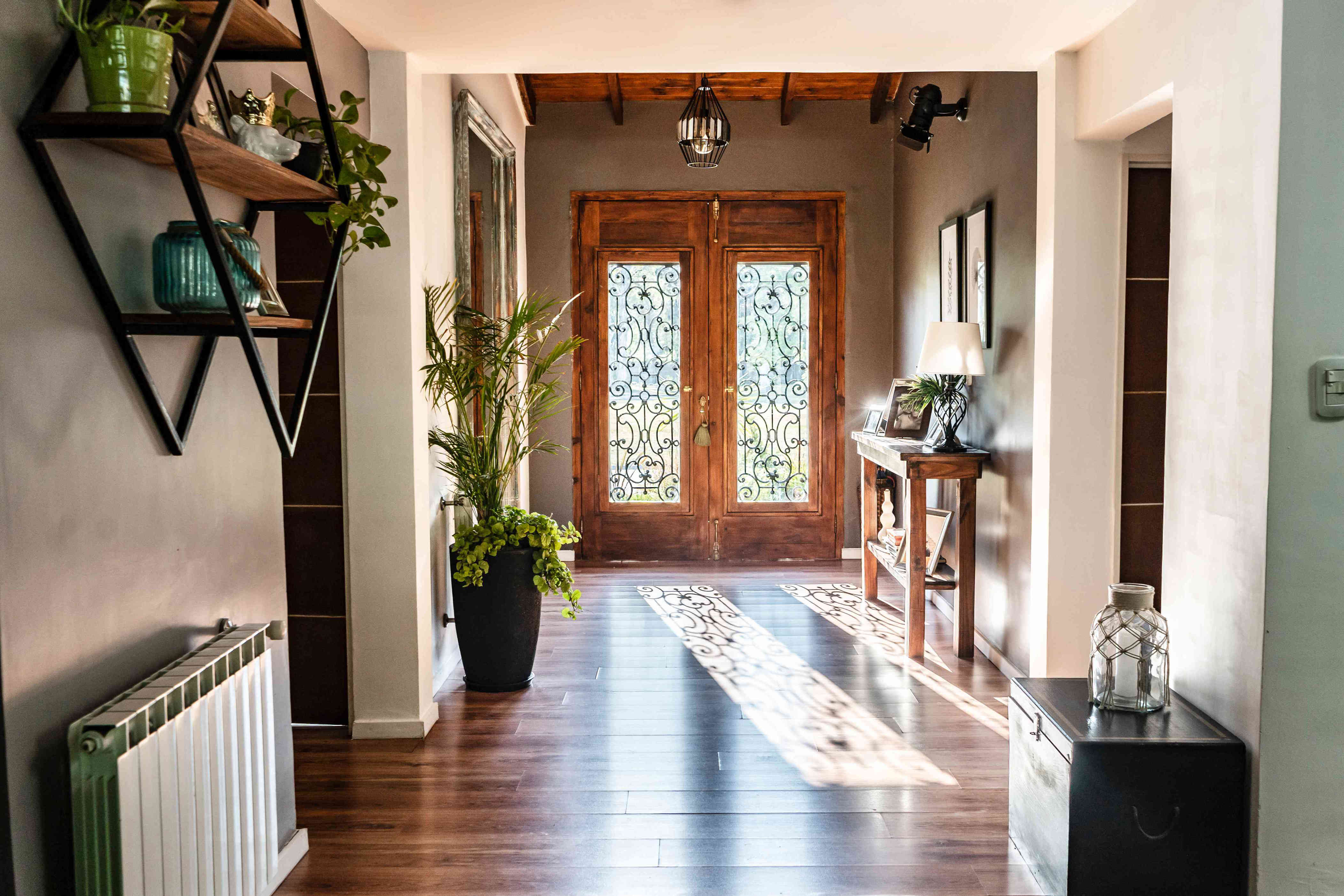 8 designer-approved paint colors that make hallways feel bigger and more inviting