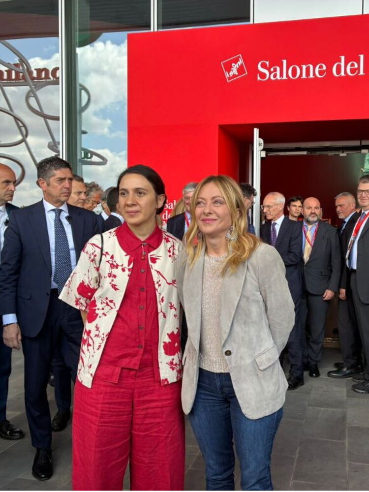 Meloni: “Il dl sicurezza non è un pasticcio". Caos alla Camera: le opposizioni occupano i ...