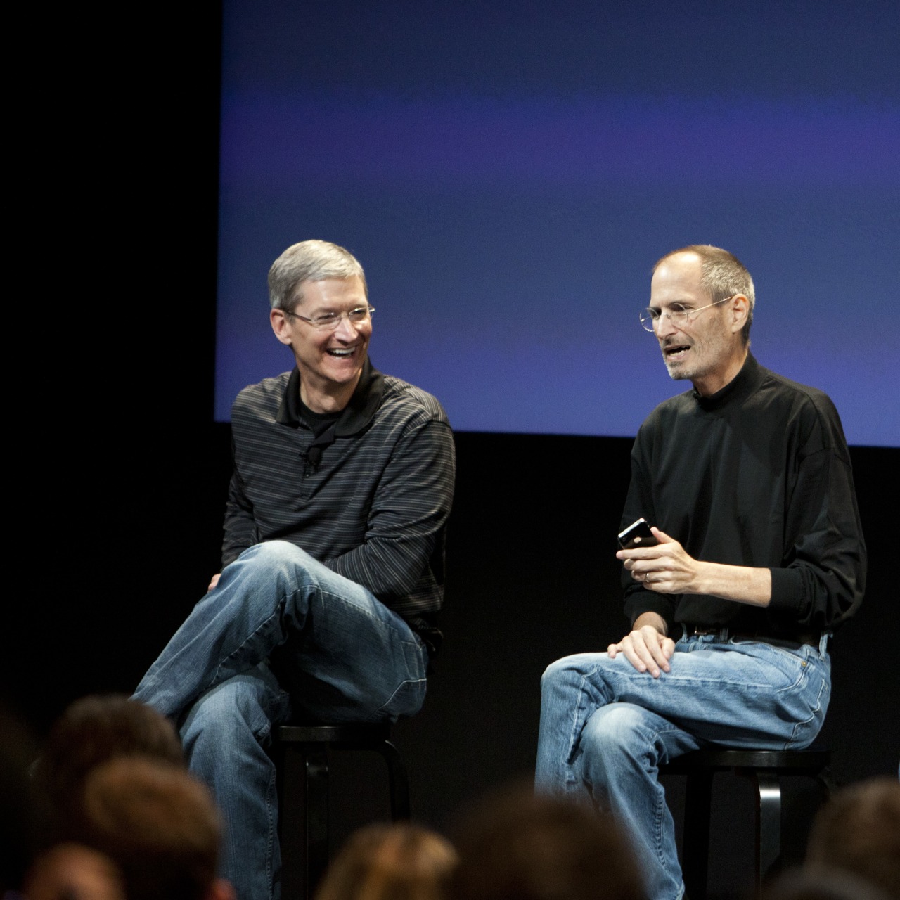 Tim Cook built Apple into a $4 trillion powerhouse. He leaves big ...
