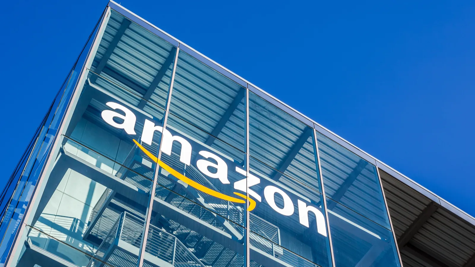 Amazon adds 3.5% fulfillment surcharge as fuel and logistics costs rise