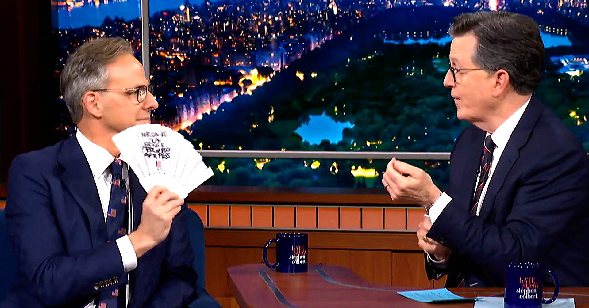 CNN’s Jake Tapper takes shot at Trump team with WHCD protest gift for ...