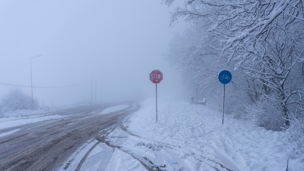 Winter storm watch warns of 10 in. snow and high winds affecting highways