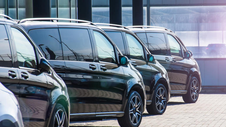 The popular minivan that's more reliable than a Toyota Sienna