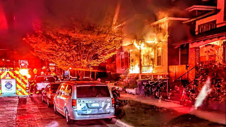 No one injured in Grand Rapids house fire