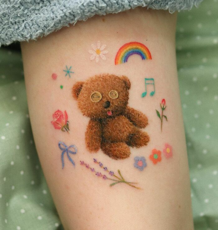 30 Exceptional Color Tattoos That Look Like They Belong In A Museum