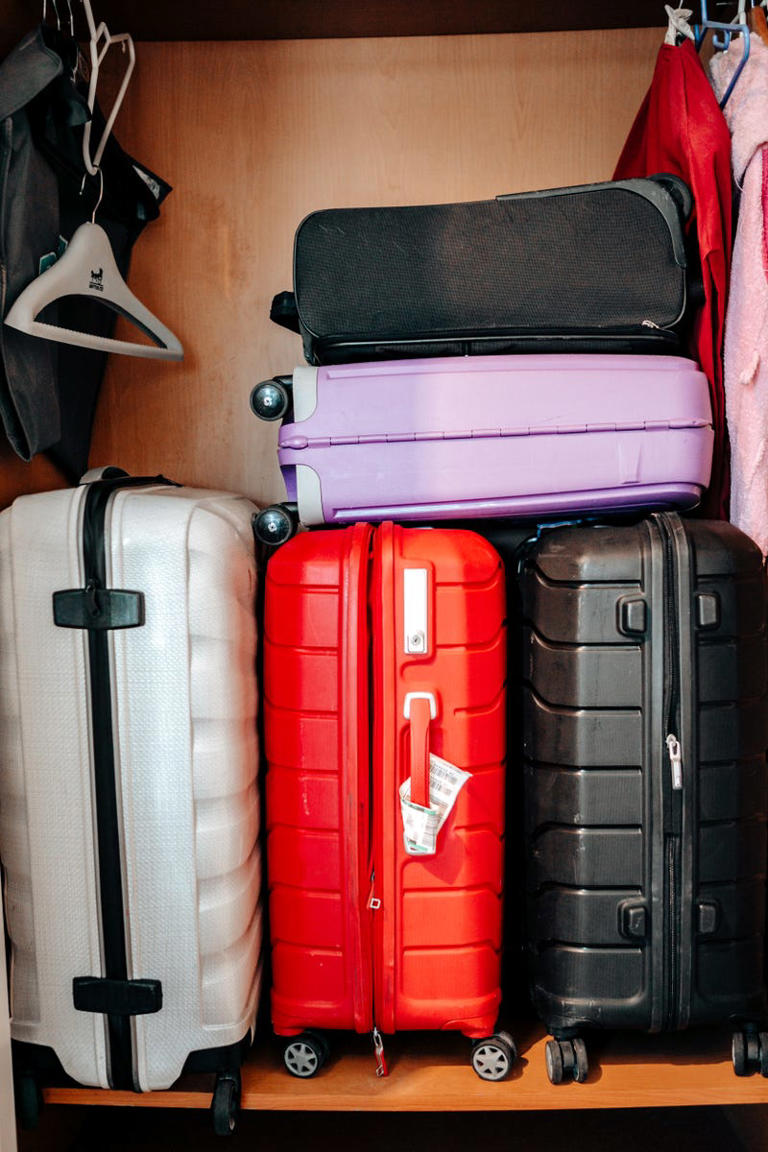 10 things experts say you should never keep in your bedroom closet
