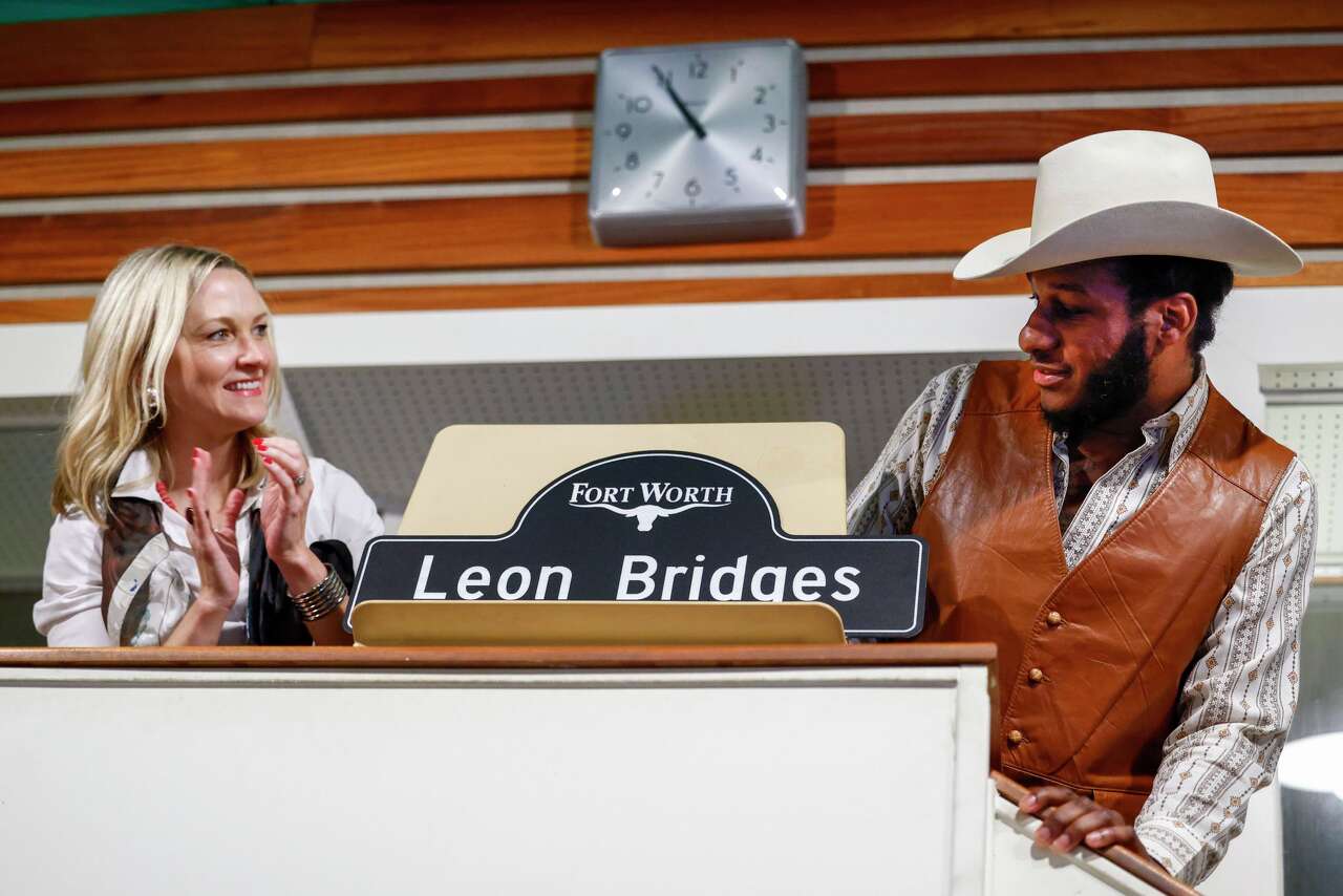 Grammy-winning Texas soul singer has become a musical ambassador in D-FW