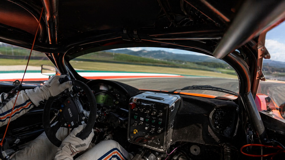 MT900R GT3 V8 sound full power acceleration onboard