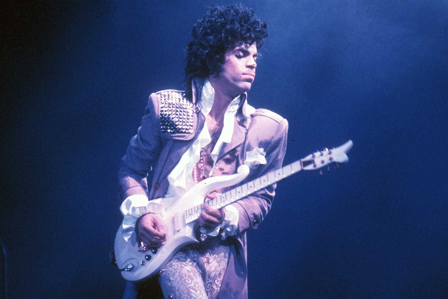 Prince's death, 10 years later: Revisiting the singer’s accidental ...