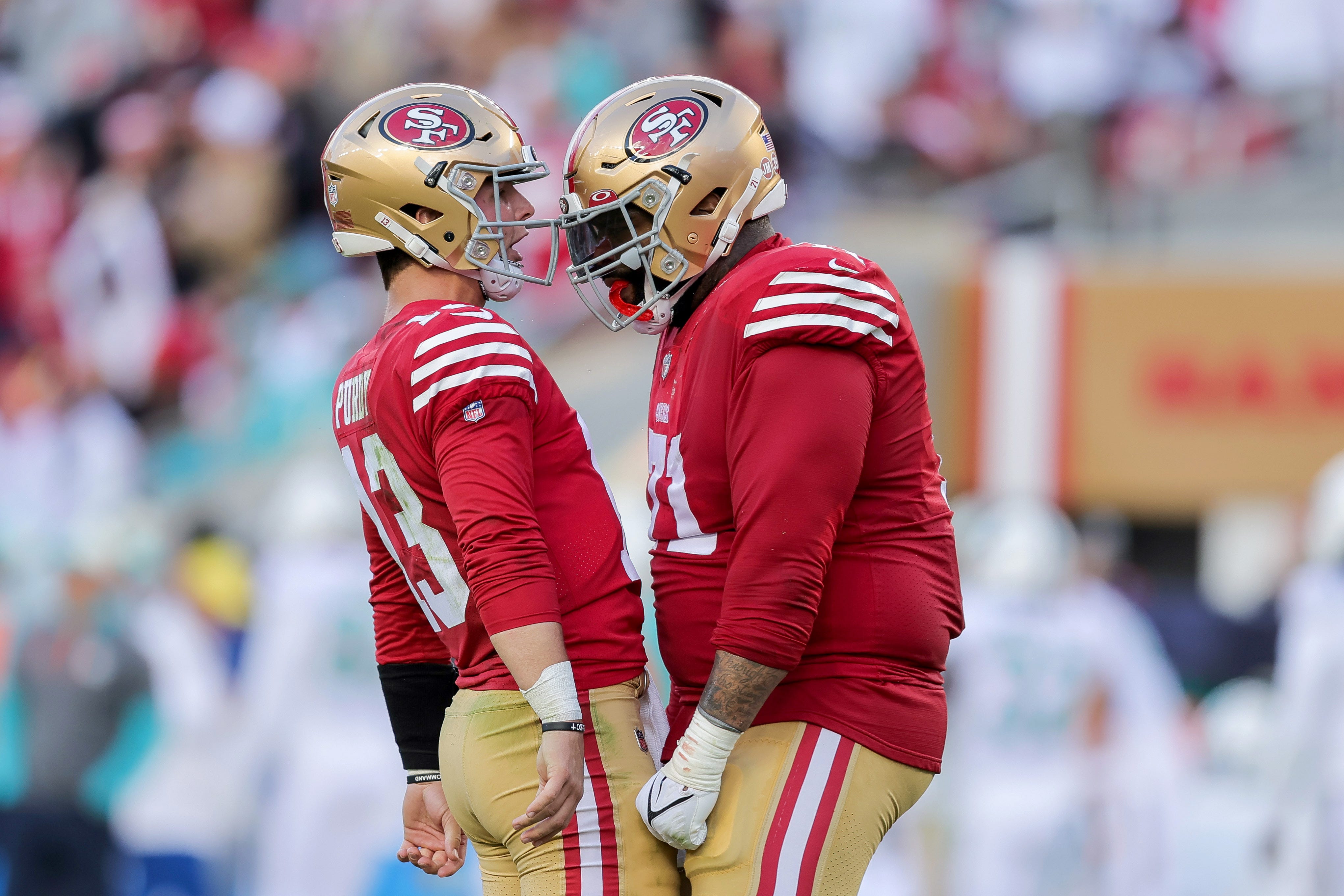 49ers QB Brock Purdy had a 3-word reaction to Trent Williams' return