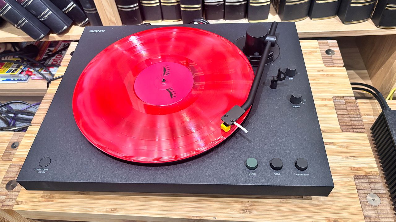 There are two new entries on our list of the best Bluetooth turntables