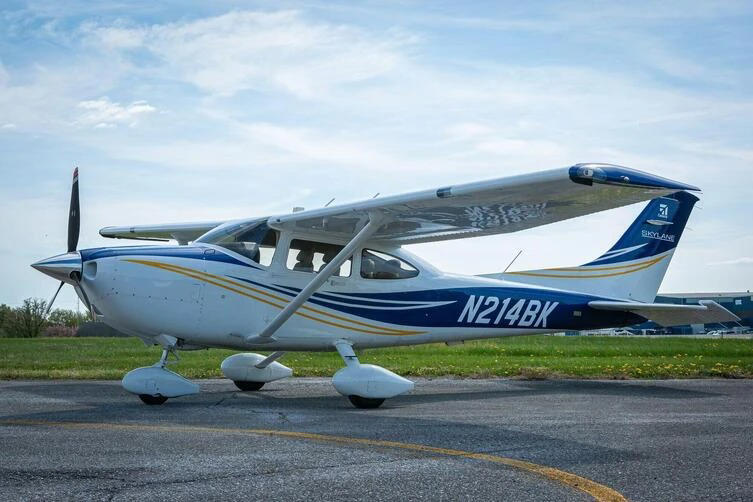 This 2021 Cessna 182T is a go-anywhere ‘AircraftForSale' top pick