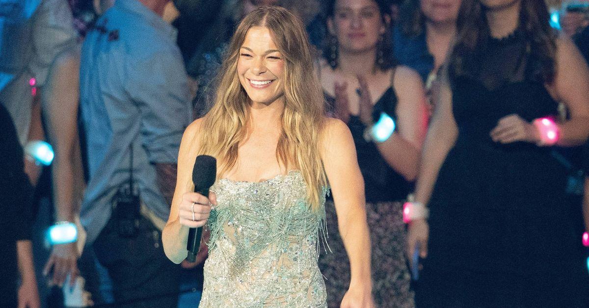 LeAnn Rimes fires back after being accused of shedding fake tears in ...