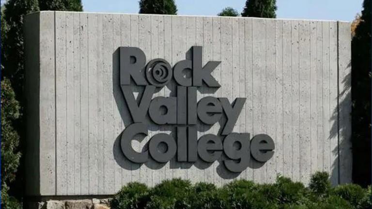 Illinois community colleges could soon offer bachelor's degrees