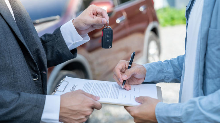 What happens if your rental car breaks down (and who's responsible)