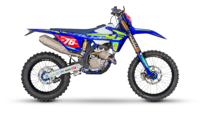 Sherco vende una moto de carreras de fábrica y la llama replica