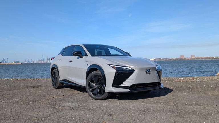 The 2026 Lexus RZ 550e tries something new. It doesn’t quite work
