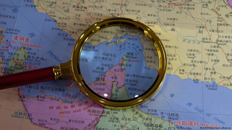 A pesar del auge de la energía solar y eólica, China sigue dependiendo del petróleo y el gas de Oriente Medio.