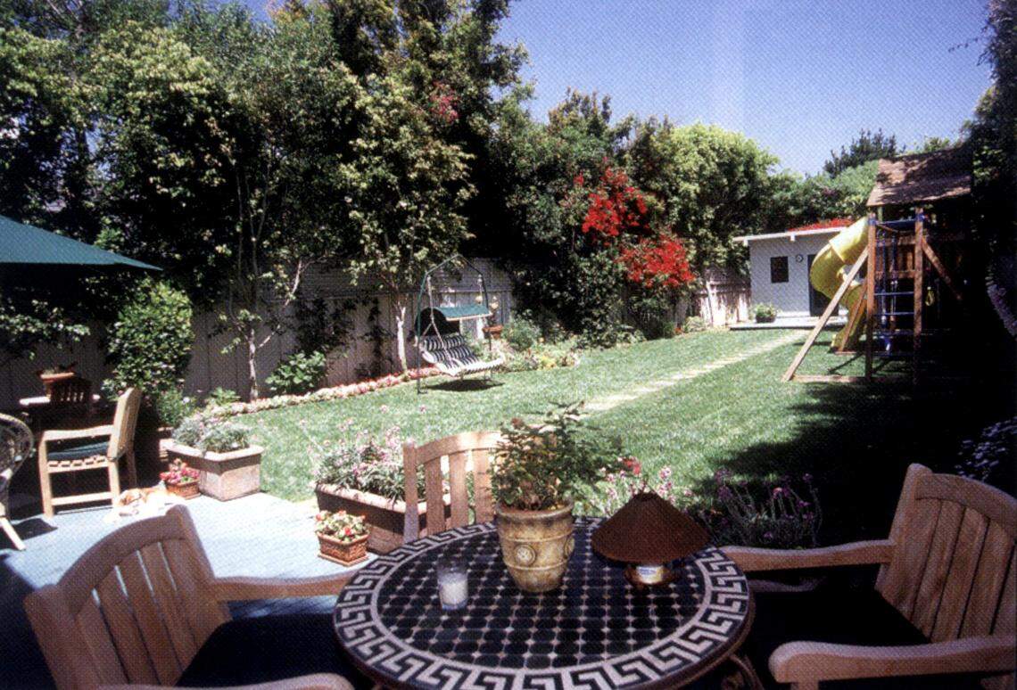 Easy plant updates that give any outdoor space a more intentional ...