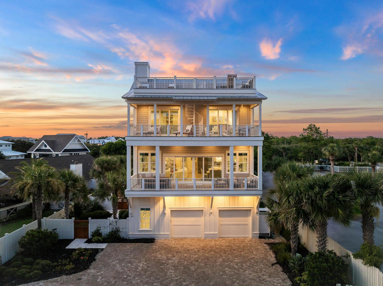 Florida home among Vrbo's top vacation rentals of the year. See where