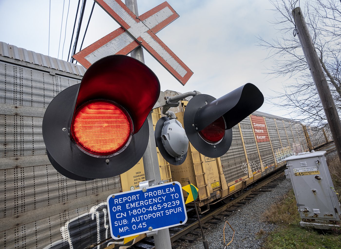 High-speed rail pitch draws high levels of support and opposition: poll