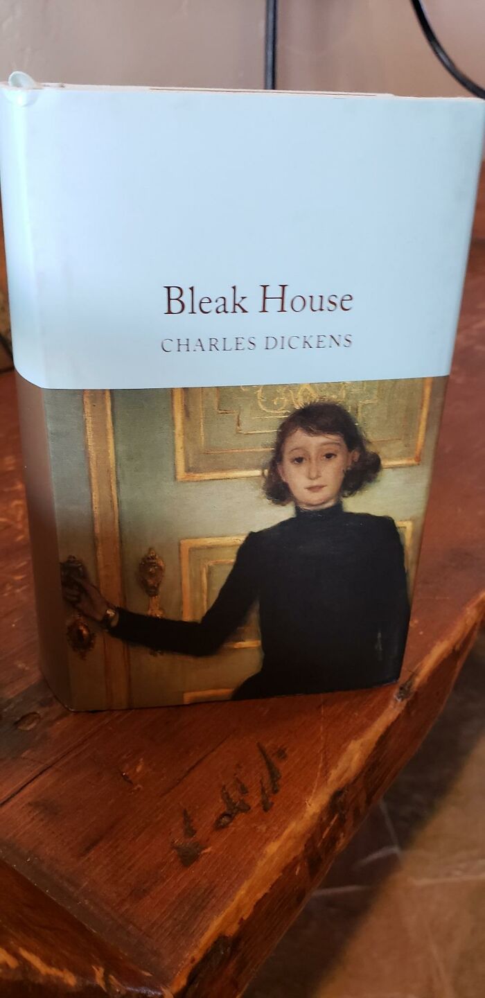 36 Times People Read A Book And Were In Awe