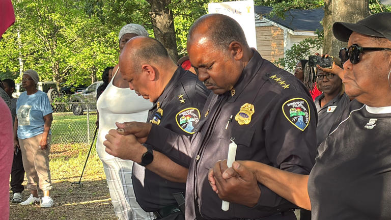 Shreveport man arrested for allegedly securing gun Shamar Elkins used ...