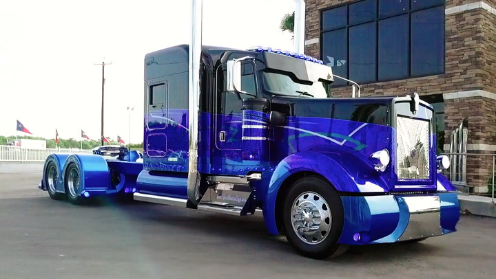 World’s most modified Kenworth truck – built by two brothers in Texas